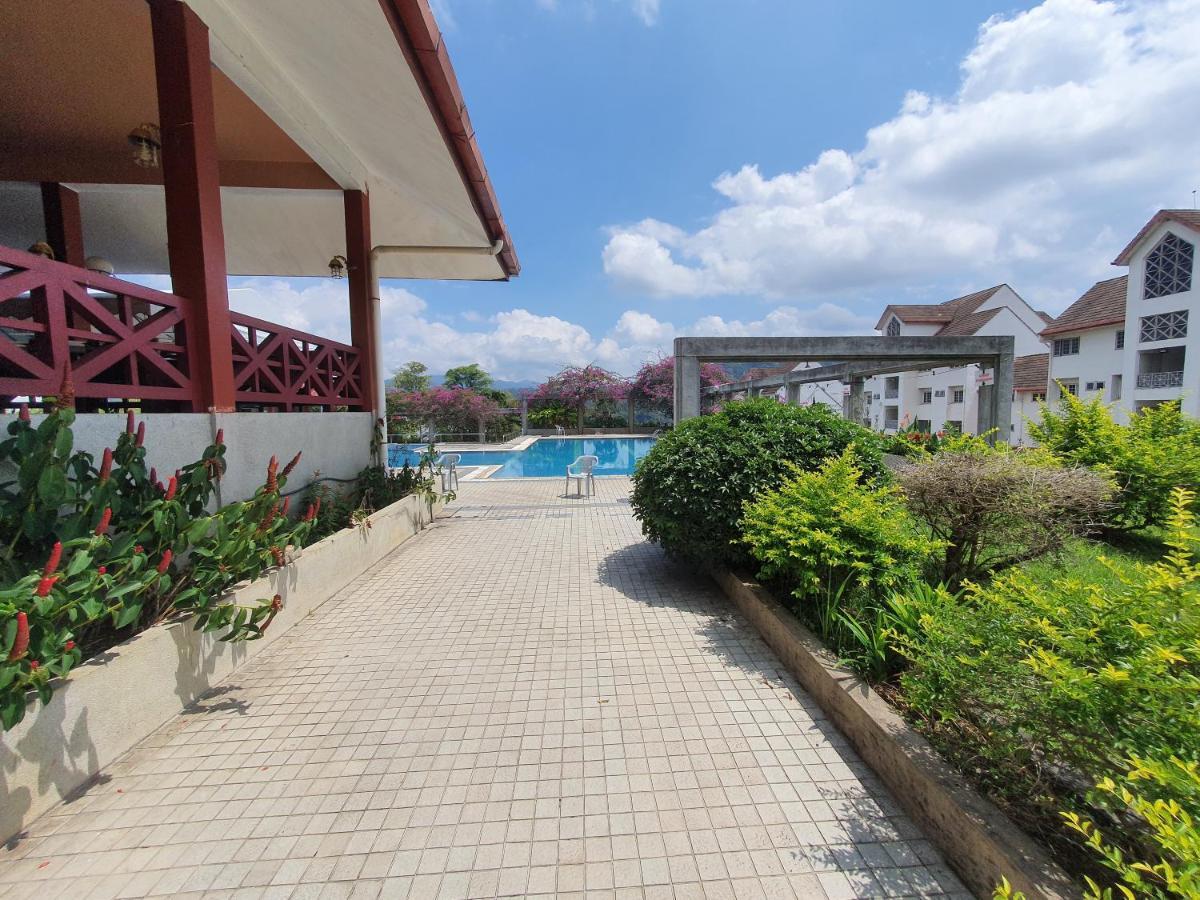 Selesa Hillhomes Golf Resort - P4L1U 벤통 외부 사진